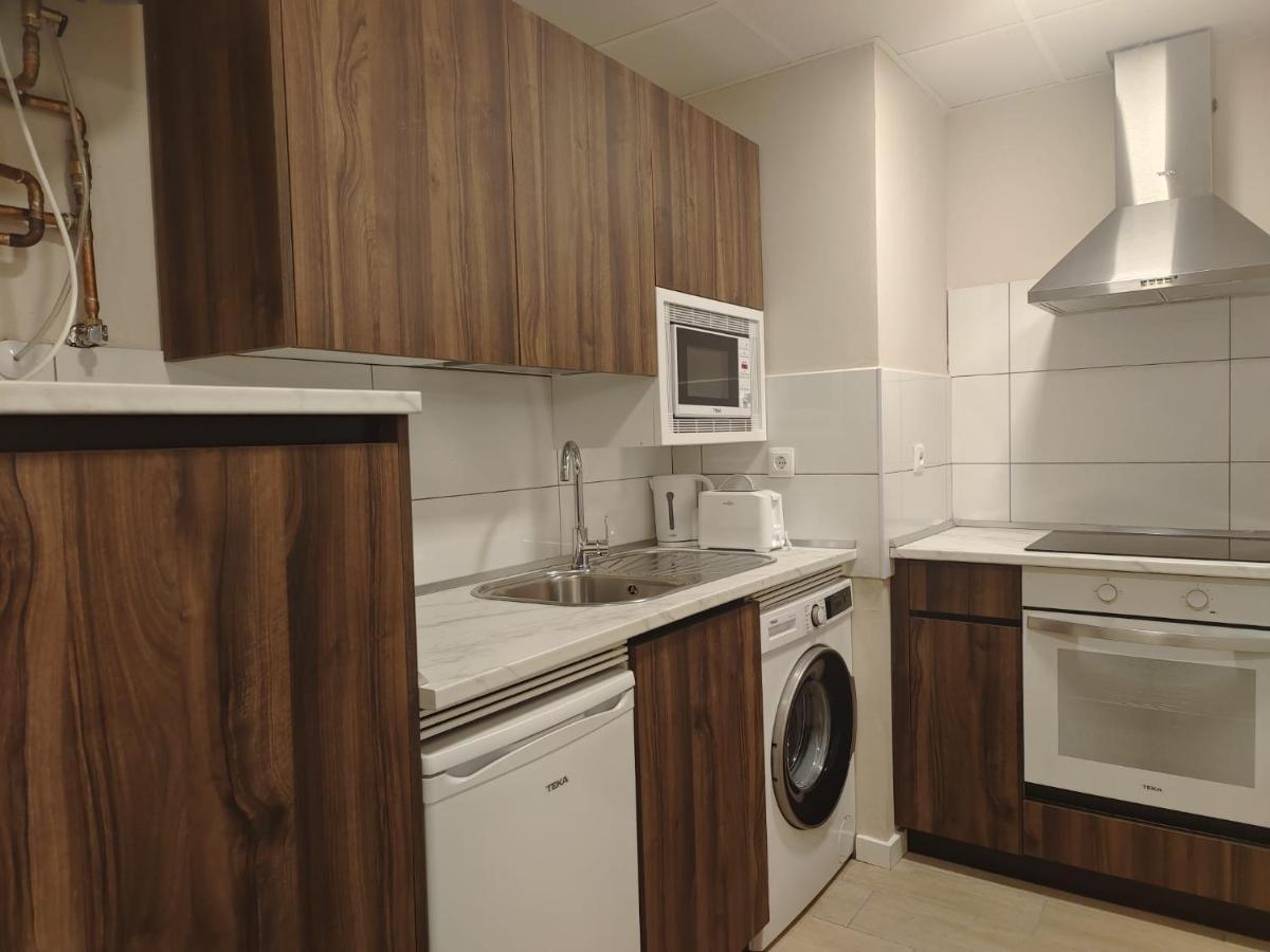 Apartamentos Picasso Alcalá de Henares Exterior foto